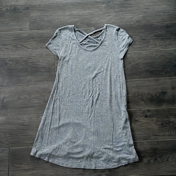 #26 Girls Dress - Picture 4 of 4